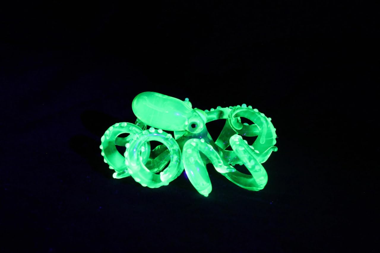 Octopus Uranium Glass Uranium Glass Figurine Glass UV mouse Glass Figurine