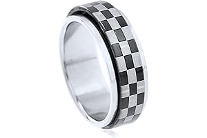Checkered Ring: The Perfect Statement for Any Woman