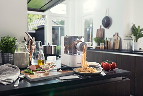 Philips Kitchen Appliances Machine à pâtes et nouilles compacte Viva Collection, livrée avec 3 disques de façonnage classiques par défaut, entièrement automatique, livre de recettes, petit, blanc