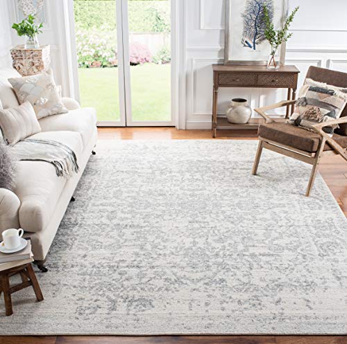 Safavieh Madison Collection MAD603G Oriental Snowflake Medallion Distressed Area Rug, 5'1" x 7'6", Silver / Ivory