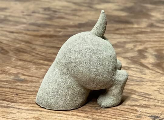 Realistic Dog Figurine Digging Dog Concrete Statue Great Gift Idea Outdoor Decoration for Garden Backyard