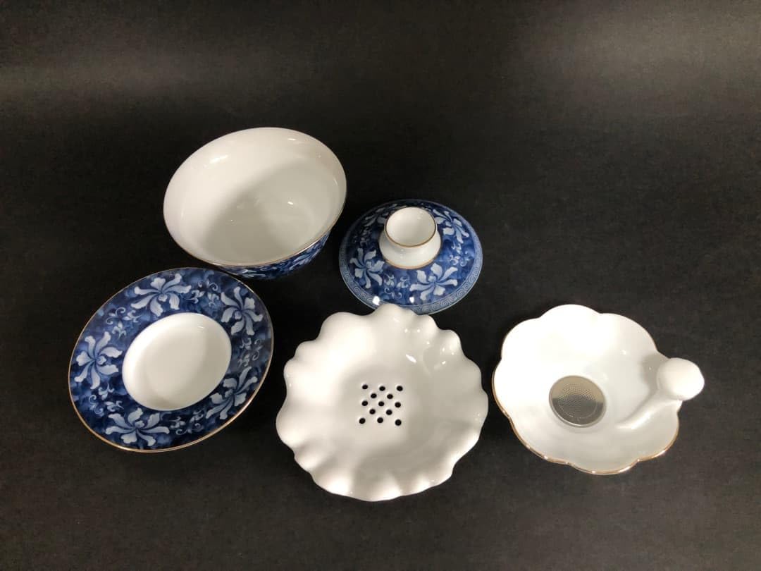 景徳鎮製 高級青花磁茶器セット 花模様 ケース付き 茶道具 【SakuranoYume】