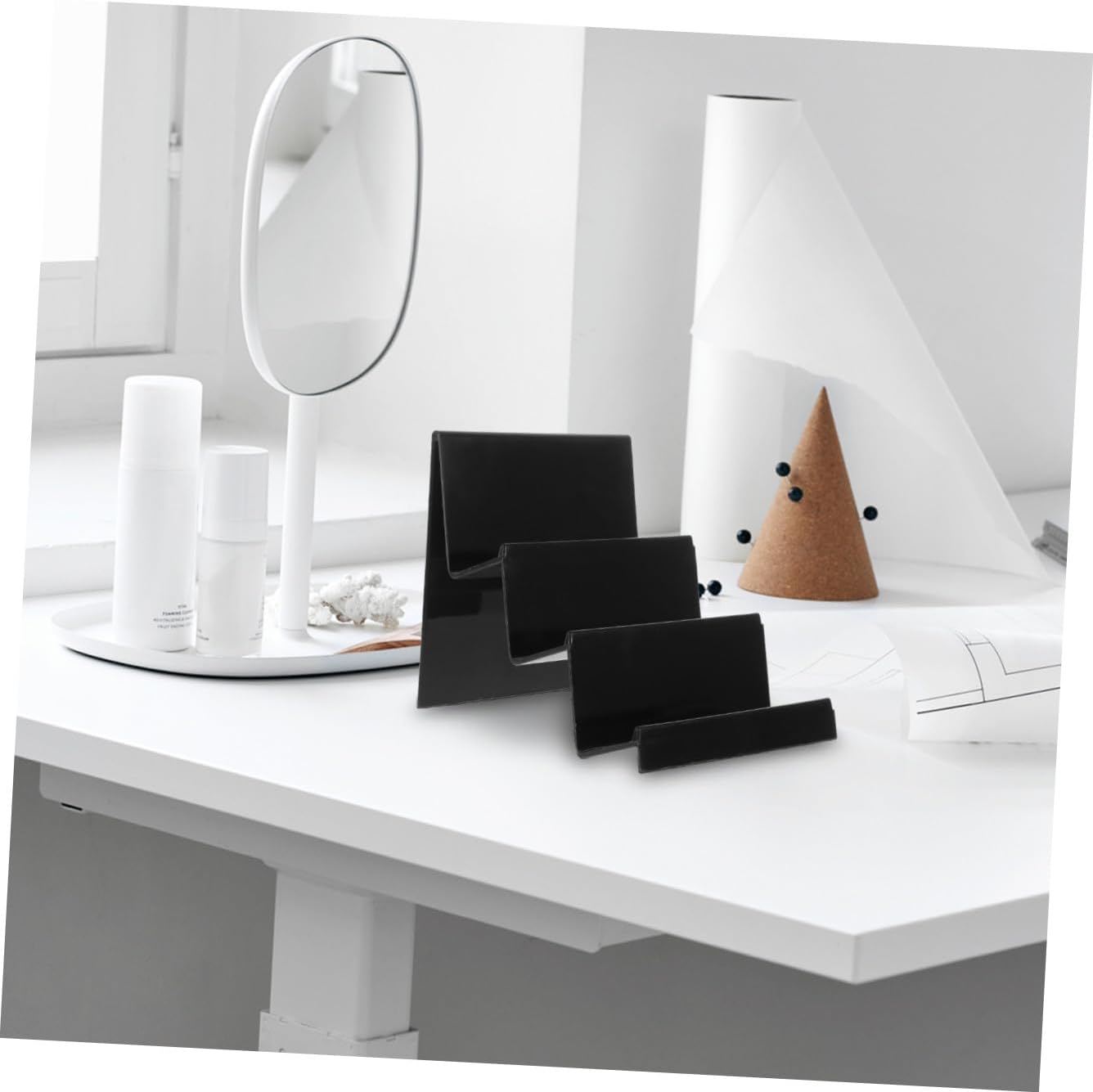 Retail Display Shelves Acrylic Shelf Riser Wallet Display Stand for Tabletop