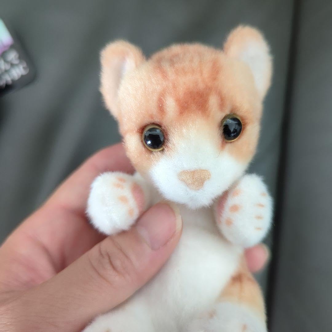 リアル猫 リアルアニマル猫つまんでマスコットBC 猫ぬいぐるみ　２個　セット Amazon.co.jp: 猫つまんでマスコットBC 猫つまんで マスコット