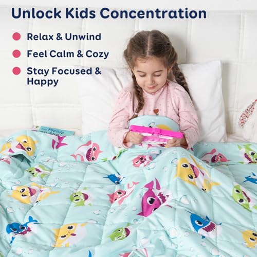 Kivik Weighted Blanket 7 lbs, 41" x 60" Green Shark Weighted Blankets for Small Single/Twin Size Bed, All-Season Breathable Soft Cozy Cute Heavy Throw Blanket for Calming & Sleep, Washable
