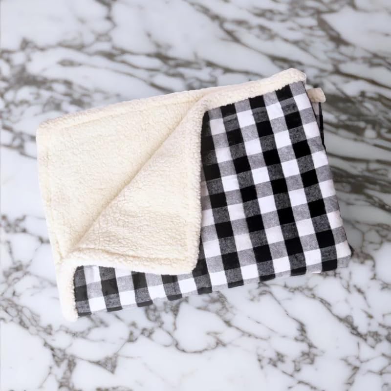 Image of Blanket for Dog & Cat 100% Polyester Warm Comfortable pet Blanket (Small, Black & White Check)