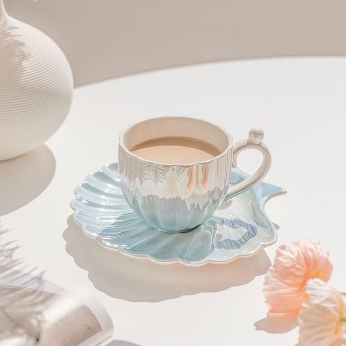 Set di Tazzine da Caffè Leggero di Lavorazione Fine con Piattino in Ceramica da 300ml Elegante e Delicato per Bere Tè o Caffè a Casa in Caffetteria