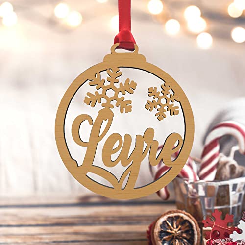 Bola de Navidad Personalizada con Nombre de Madera, Dos Copos de Nieve. Regalo Original Personalizado con Nombre, de Madera. Adorno árbol de Navidad. Cordel Raso Rojo incluído. (Pack 2)