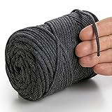 HANDLICHE, BIOLOGISCH ABBAUBARE SPULE. MeriWoolArt ist die einzige Marke, die eine recycelte Baumwollgarnspule mit einem Kern aus Recyclingpapier anbietet. Nehmen Sie nur soviel Ihrem Garn wie nötig und verhindern Sie lästiges Verheddern. So halten Sie Ihre Bastelvorräte in Ordnung und limitieren Abfall.