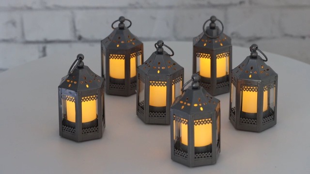 Amazon.com: Vela Lanterns Tea Light Candle Holders, Mini Table