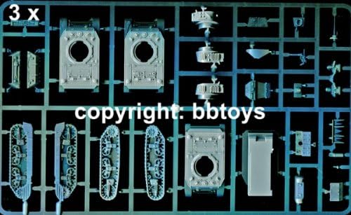 Plastic Soldier 1/72 M5A1 Stuart Tank. 3 models in a box.