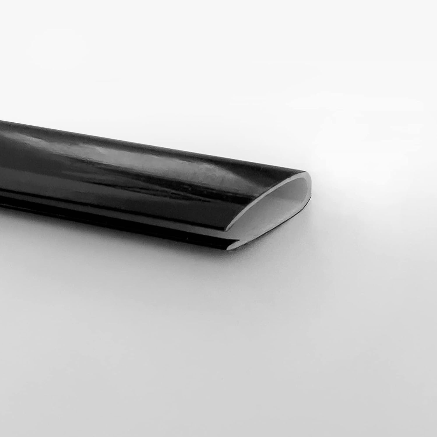 allposters standard black poster frame (22.375x34)