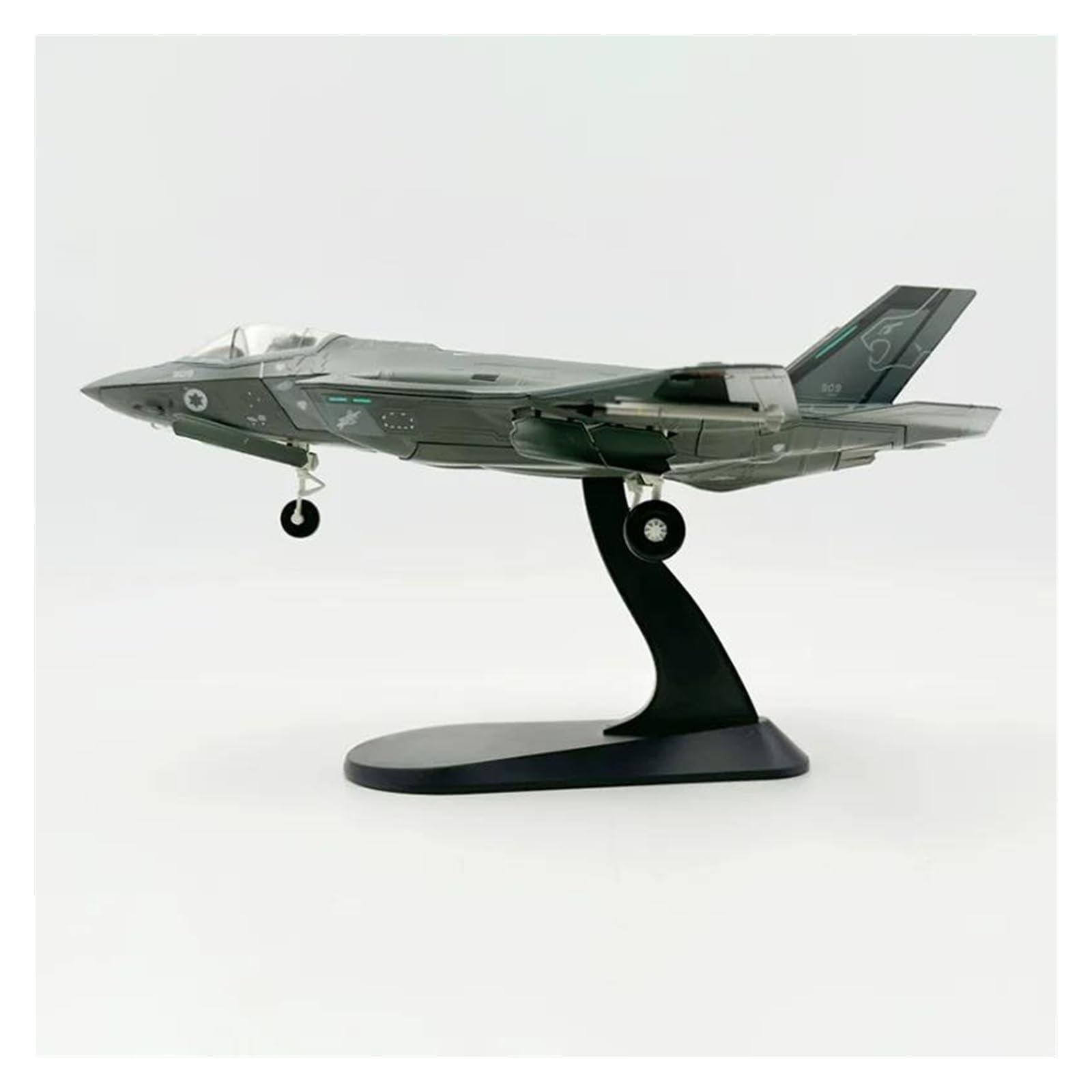 F35I modelo de avión a escala para decorar tu oficina o estudio