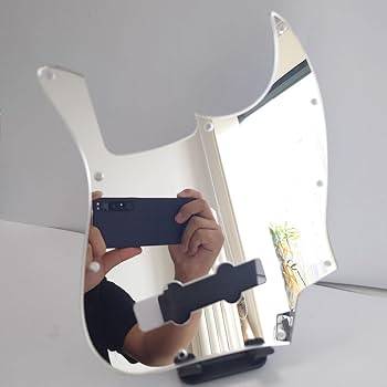 ピックガード レッドミラー Amazon | Musiclily SSH 11穴ストラトピックガード Fender
