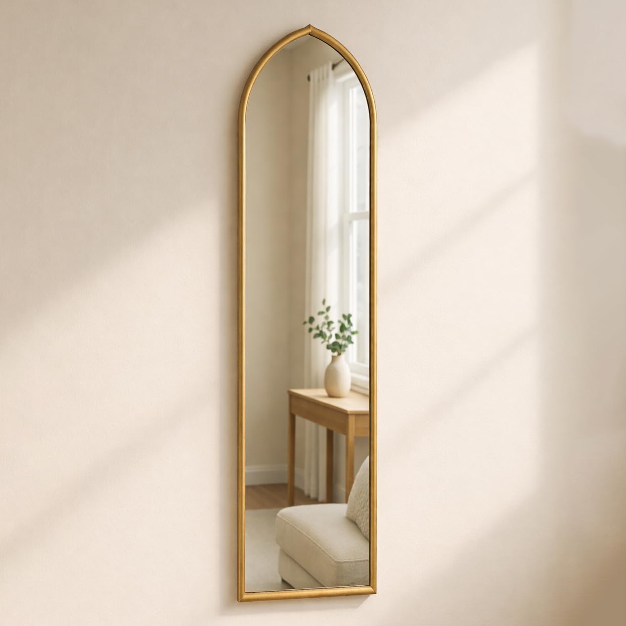 Vintage Arched Mirror - Full Length Gold Iron Frame, Distortion-Free Glass for Bedroom & Entryway