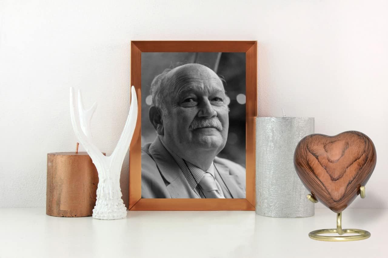 BOLD & DIVINE Wooden Textured Theme Keepsake Urn | Human Ashes Memorial Urn, Burial, Funeral Cremation Urns (Red Cherry Wood, Heart Shape) - Image 7