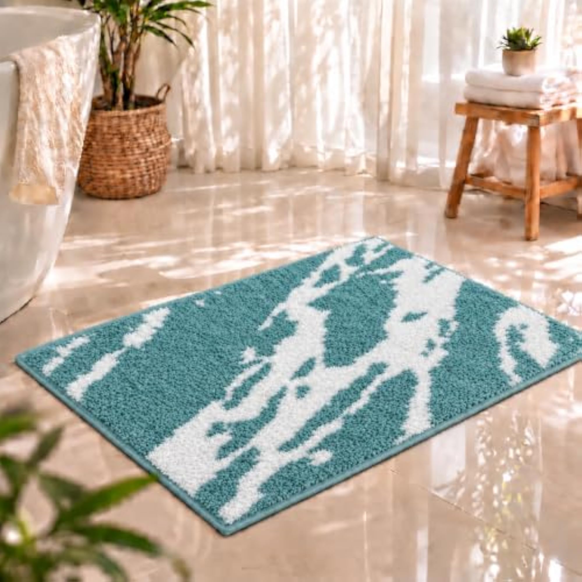 Pack of 2 Green Bathroom Rugs, Soft and Absorbent