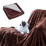 MANTAS PARA MASCOTAS: El tamaño de la manta a prueba de orina es de 130x145 cm. Puedes usar la manta para cachorros para cubrir la cama, el sofá, la perrera, el asiento trasero del coche o cualquier otro mueble, protegiéndolos de las manchas y accidentes de las mascotas. Úselo para que las mascotas se sientan libres y cómodas mientras pasan tiempo con la familia.