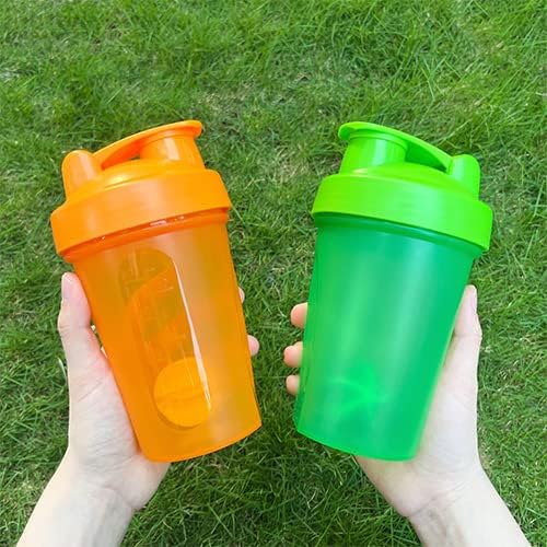 Miniatura 5 de Shaker Bottle - Batidos de proteínas y botellas agitadoras de 16 onzas13.5 fl oz con bolas batidoras, plástico sin BPA (naranja + verde (2 unidades)