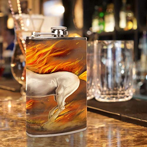 Flasque à whisky de poche en cuir idéale pour vos soirées barbecue et week-ends camping
