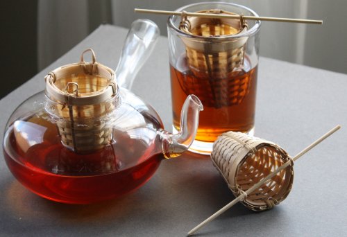 Tie Kuan Yin, Loose Leaf Oolong Tea Canister With Bamboo Infuser #TOP5