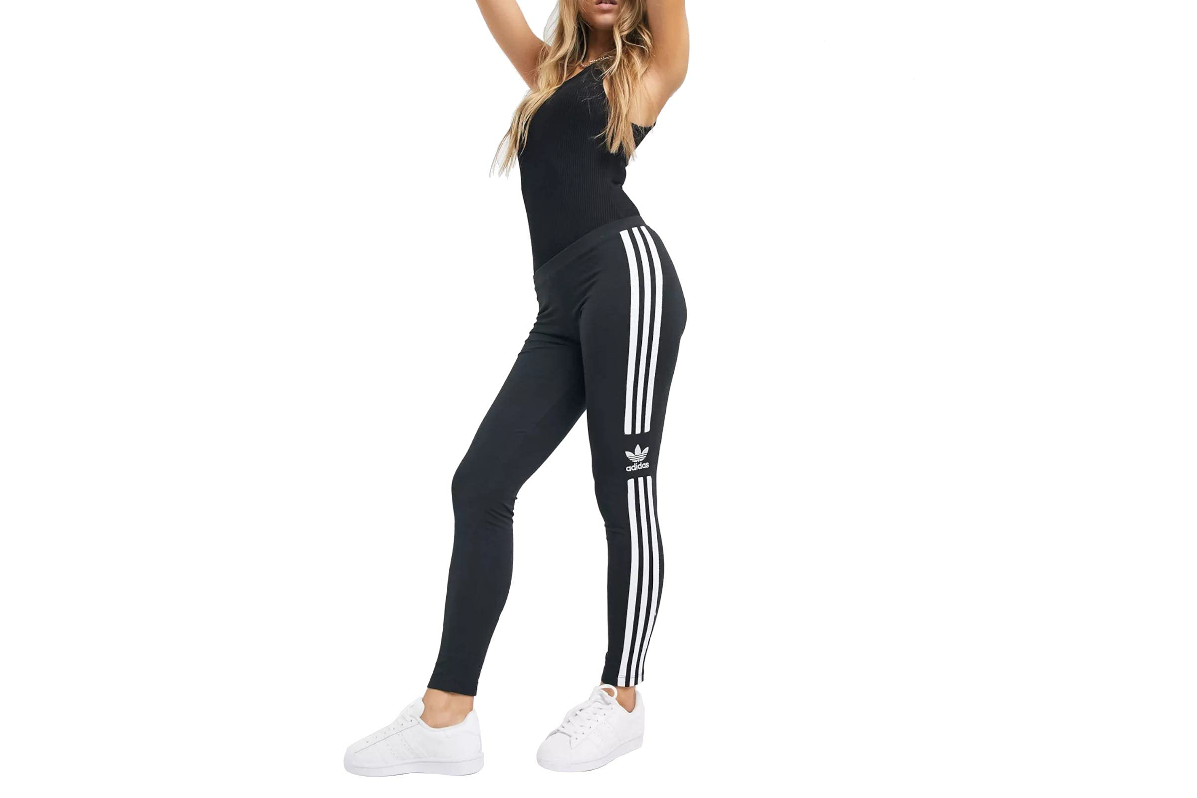 ☆ adidas トレフォイル バラ柄 レギンス ショーパン 2点セット M ☆ adidas トレフォイル バラ柄 レギンス ショーパン 2点セット