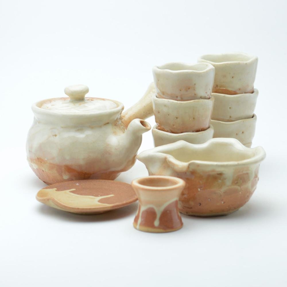 薩摩焼 急須と茶碗と木箱のセット Amazon | 萩焼（はぎやき） 煎茶器セット 見島土 木箱付 | 松林