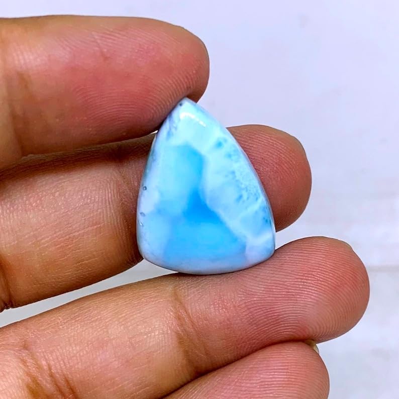 Cabochon larimar naturel triangle 33x32x6mm pour création de bijoux