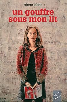 Paperback Un gouffre sous mon lit #89 [French] Book