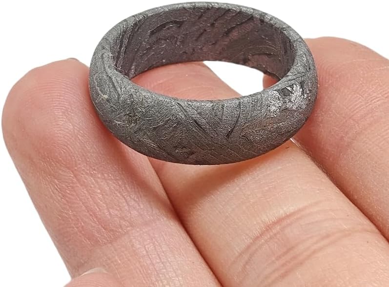 Handcrafted Meteorite Ring, 7-8mm Width, Natural Westenden Pattern, Altai Iron