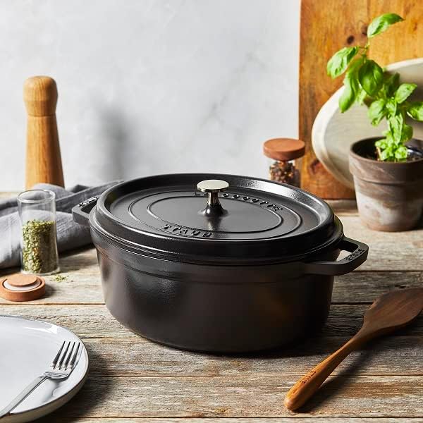 STAUB 40509-322-0 Cocotte Oval 33cm Black