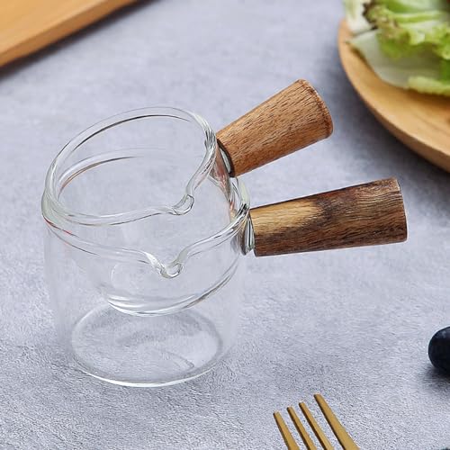 Vaso medidor mini 50 ml con asa de madera miniatura 2