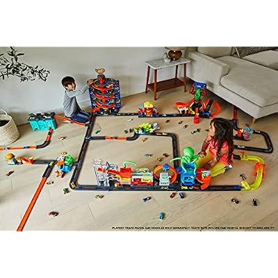 Hot Wheels Track Pack Accessory - Straight + Straight