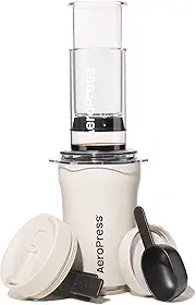 AeroPress Go Plus cafeteira portátil pequena, ideal para viagem, acampamento e escritório, prensa francesa multifuncional, cafeteira manual estilo espresso & pour-over, preparo em 2 min, Crème
