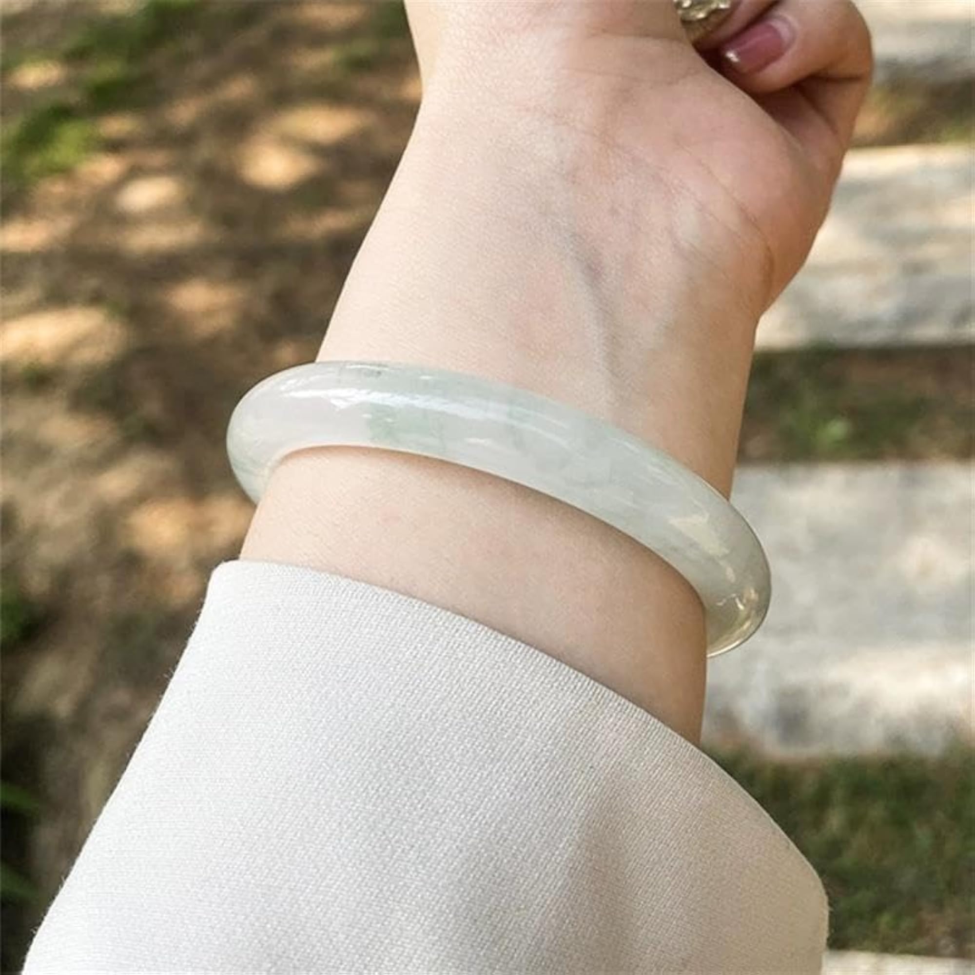 Women's Natural Jade Thin Round Bangle Bracelet