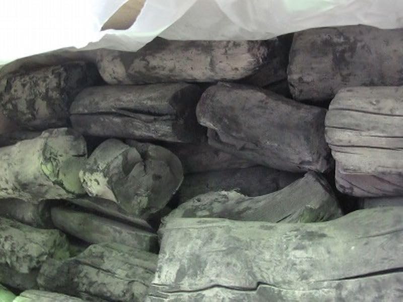 ラオス備長炭、切中丸（切太丸）１５ｋｇ、Mサイズ、直3.5～5cm前後 @焼肉、焼き鳥、炭焼き料理
