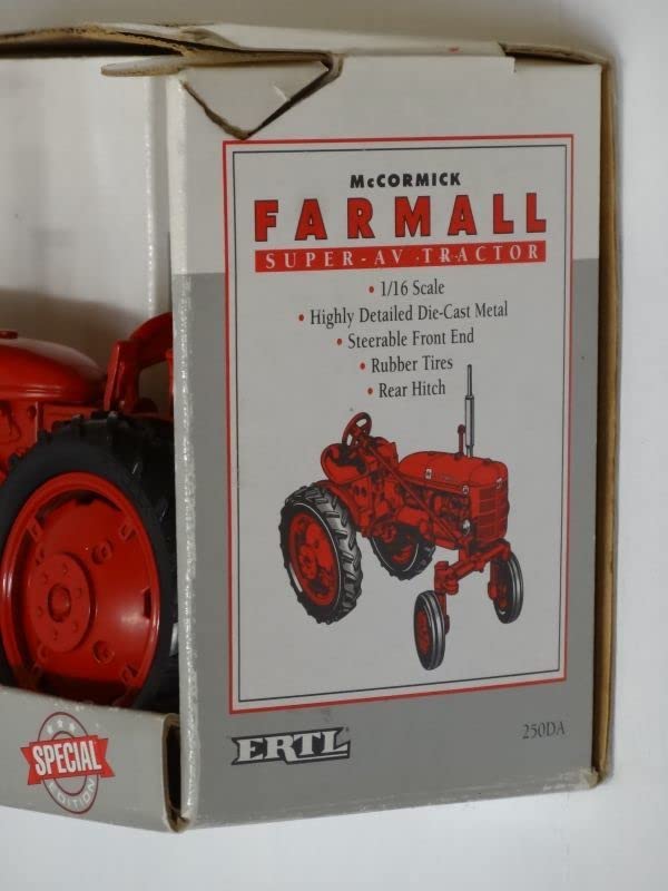ミニカー　アメリカントラクター　McCORMICK FARMALL 1/8 Scale Mccormick-Deering Farmall M International