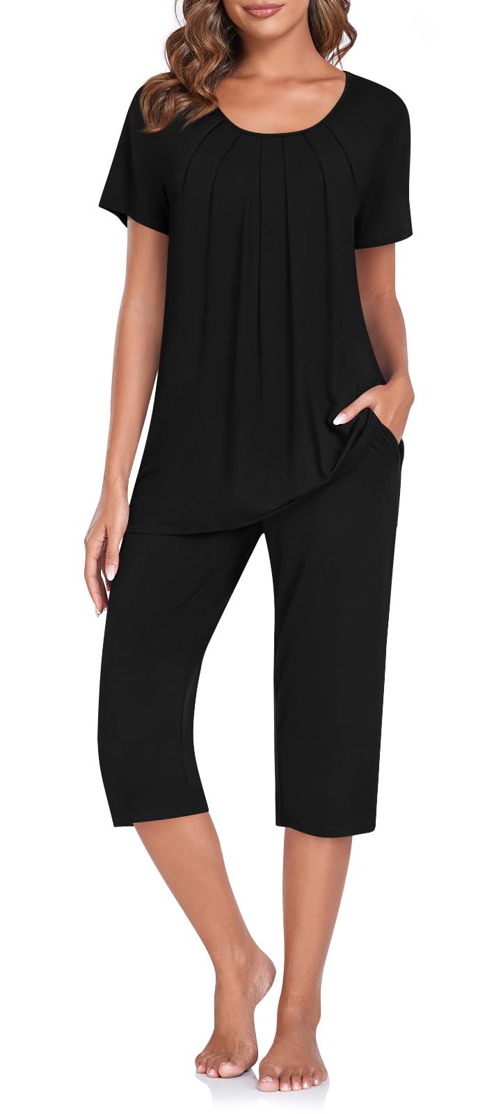 TAOHUADAO Womens Pajamas Set with 2 Pockets Capri Pants with Short Sleeve Top Ladies Sleepwear