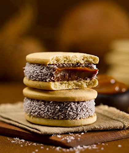 Cachafaz Alfajor Maizena - Cornstarch Sandwich Cookie Filled With Dulce De Leche Decorated With Shredded Coconut. 6 Units: 76 G #TOP5