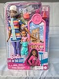  Barbie Life In the City Barbie « Brooklyn » Roberts Poupée et jeu de patinage sur glace