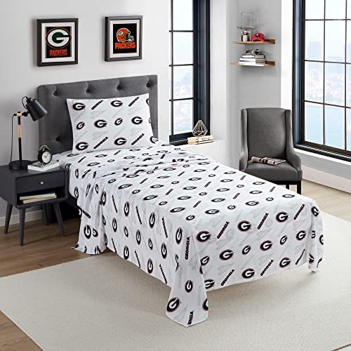 Officially Licensed Georgia Bulldogs NCAA Queen Size Sheet Set – Team Logo Bedding for College Dorms, Basketball & Football Fans, Fan Caves & Game Day Decor