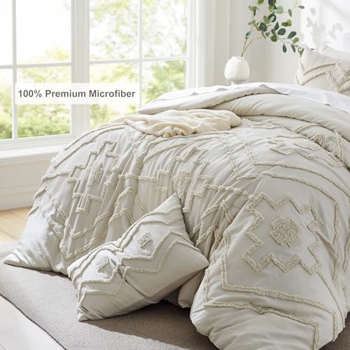 Image of Oli Anderson Boho Tufted Comforter Set King Size, 3 Pcs Soft Jacquard Bedding Set for All Seasons, Shabby Chic Farmhouse Bedding Set with Comforters for All Seasons (Beige, King)