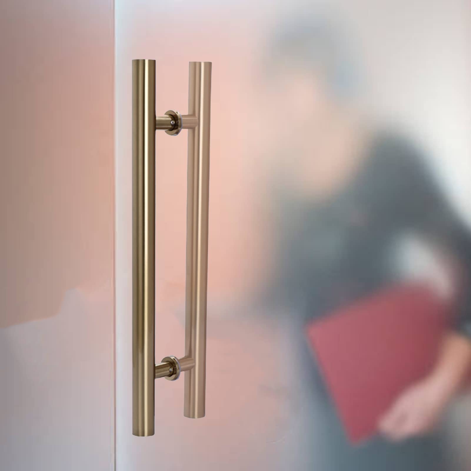 Poignée de traction de porte coulissante pour optimiser l'espace du salon