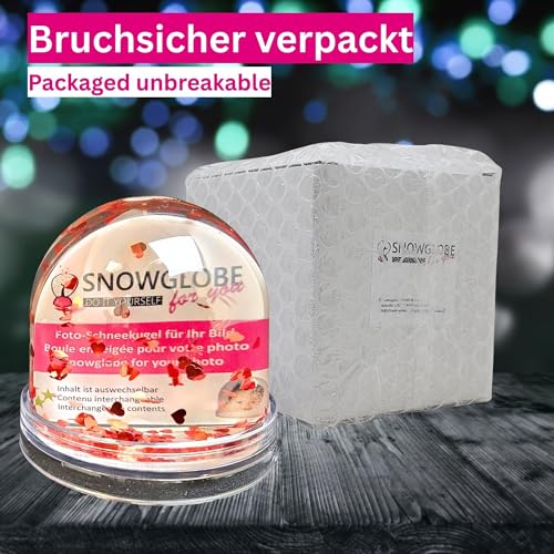 Personalisierbare Schneekugel mit 2 Fotos | Sockel transparent | 82 x 94 mm | originelles Geschenk | Schüttelkugel Weihnachten, Valentinstag, Geburtstag, Hochzeit 50009 (rote Herzen)