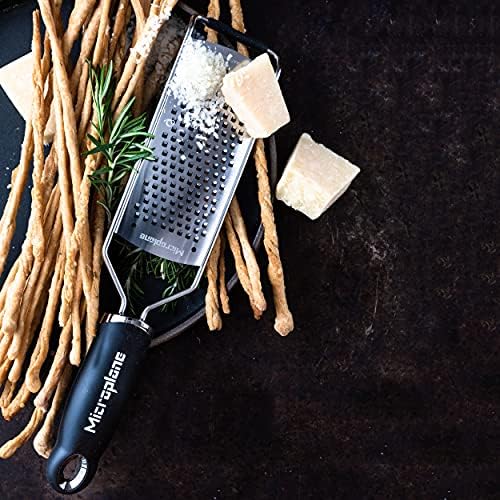 Microplane Kitchen Grater Coarse for Cheese, Carrot, Ginger, Coconut, Nuts and Horseradish with Stainless Steel Blade - Made in USA