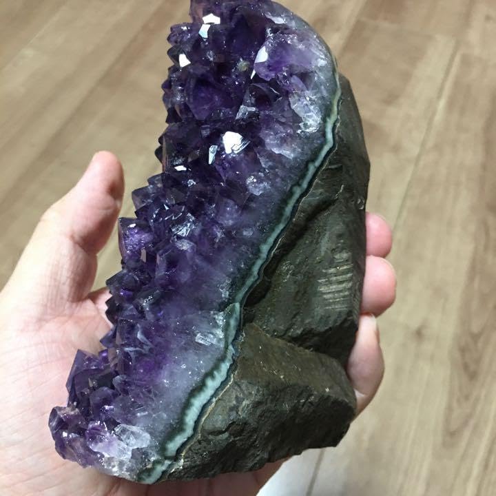 高品質 6A アメジストドームミニクラスター(ウルグアイ産) 台座込み　送料安い 6A アメジストドームミニクラスター(ウルグアイ産) 台座込み 安い