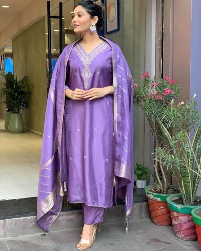 Image of ROYALICA Women's Kurta, Pant & Dupatta Set in Viscose Chanderi & Jute Silk, Ankle Length, 3 /4 Sleeve