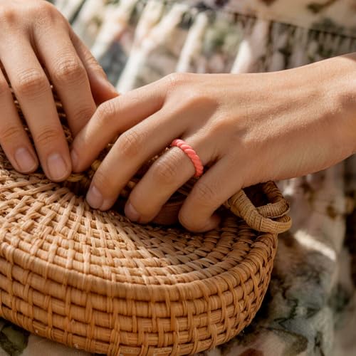 Image of Egnaro Women's Silicone Anniversary Rings, 2.5mm Wide 1.8mm Thick Stackable Rubber Wedding Band, Thin Stylish Comfort Fit Silicone Ring for Nurse, Workout, Work, Pregnancy, Travel, Daily Gift