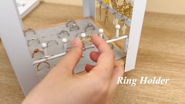 Keomaisyto Rotating Earring Holder - Bamboo Base, 360° Turn, Earring & Jewelry Organizer