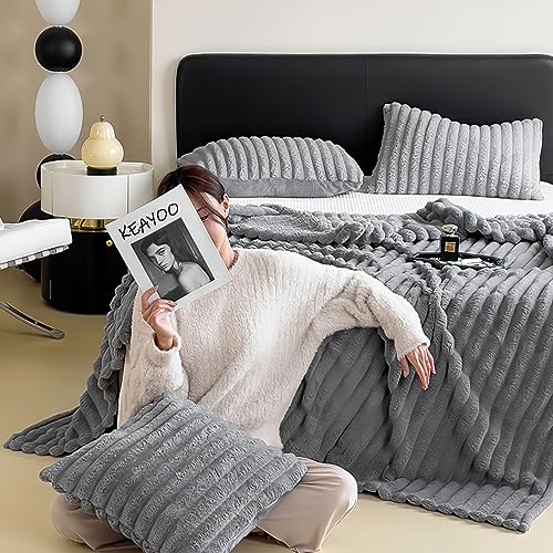 Kuscheldecke 150x200 cm - Warme Flausige Bettüberwurf Decke und Sofadecke Mama, Frauen und Freundin (Grau, 150x200cm)
